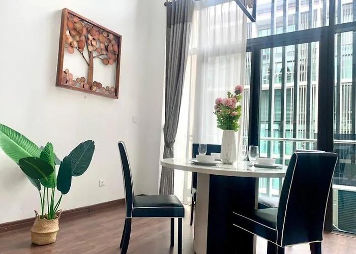 Nine\'Suite @ Riverson Soho - Duplex 2Br Poolview