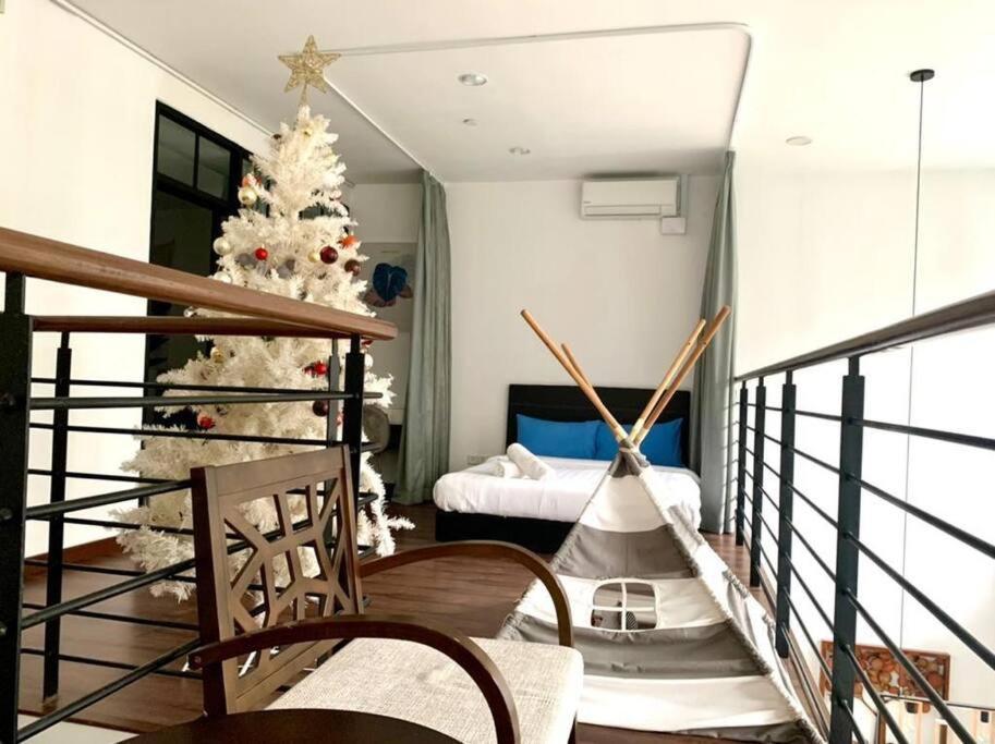 Nine'suite @ Riverson Soho - Duplex 2br Poolview *